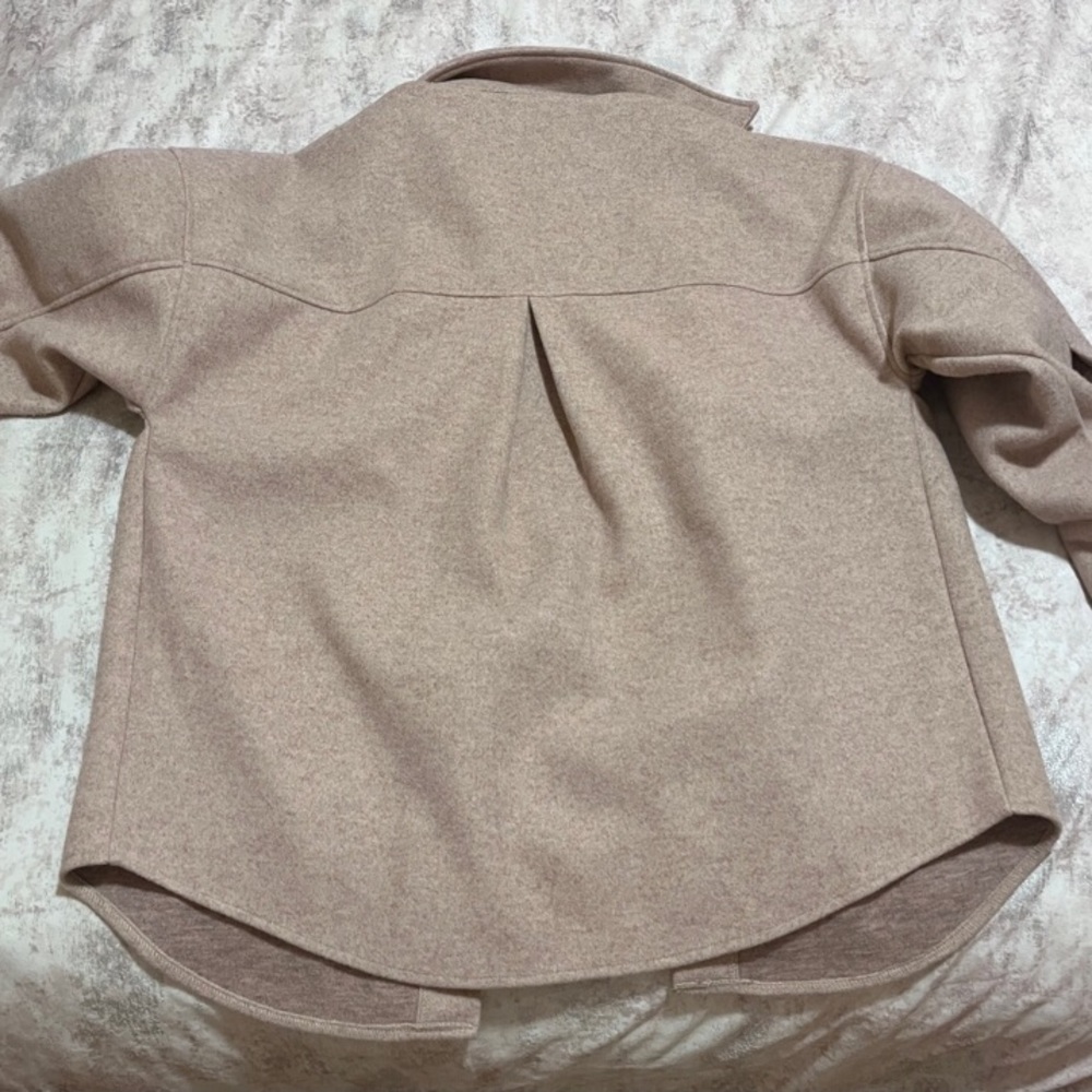 Shacket / Jacket - Picture 5 of 9